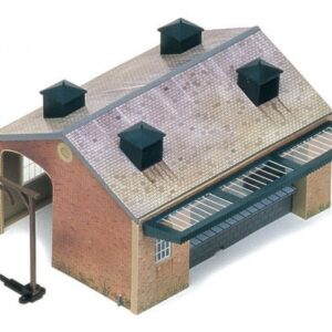 R8002 HORNBY GOODS SHED