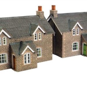 PO255 METCALFE WORKERS COTTAGES & SHED