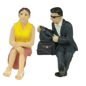 47-406 BACHMANN SCENECRAFT SITTING PASSENGERS C