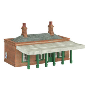 42-0045G GRAHAM FARISH SCENECRAFT SUBURBAN STATION GREEN