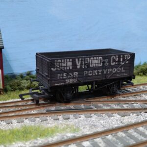 R6812 HORNBY 7 PLANK OPEN WAGON 'JOHN VIPOND' No 980 PROFESSIONALLY WEATHERED