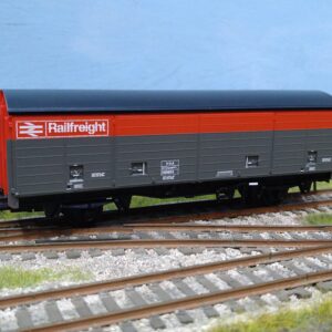 38-144B BACHMANN BR RAILFREIGHT VDA BOX VAN RED GREY 200655