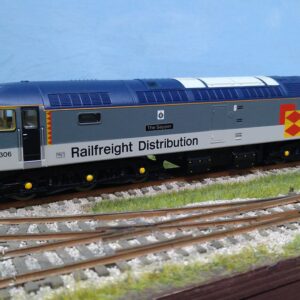 R30440TXS HORNBY TXS SOUND RAILROAD BR RAILFREIGHT DISTRIBUTION CLASS 47 'THE SAPPER' 47306