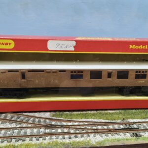 PRE OWNED R746 HORNBY LNER THOMPSON BRAKE THIRD TEAK COACH 1870